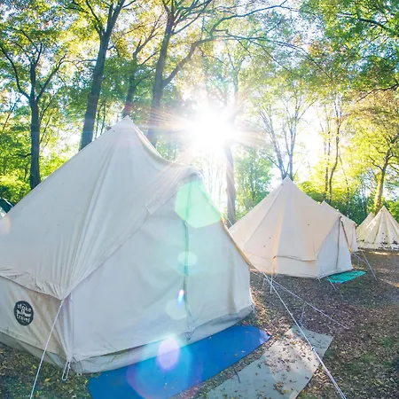 Oktoberfest Party مكان تخييم ميونيخ