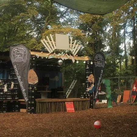 营地 Oktoberfest Party 慕尼黑