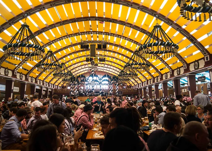Kemp Oktoberfest Party Mnichov