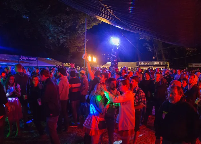 Kemp Oktoberfest Party 2*