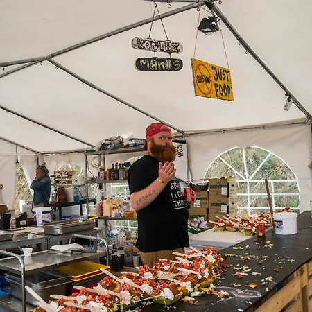 Oktoberfest Party Camping אתר קמפינג מינכן